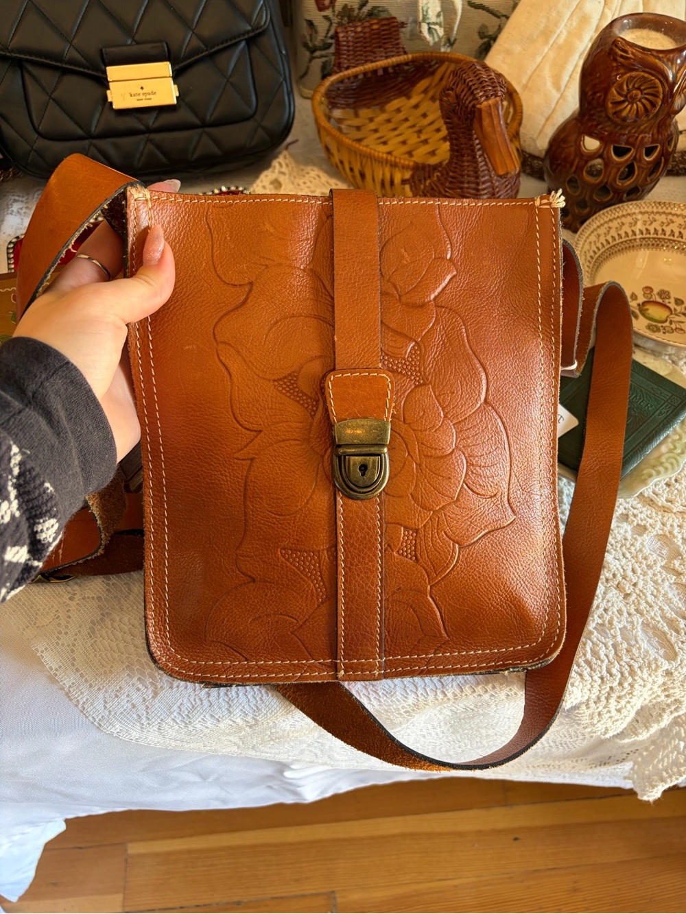 Vintage Patricia Nash Brown Floral Embossed Leather Crossbody Bag